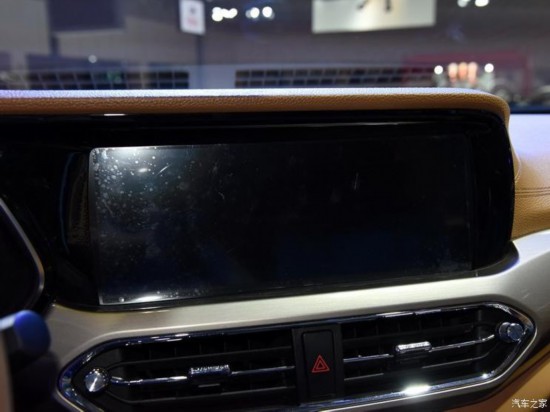 陸風(fēng)汽車(chē) 陸風(fēng)榮曜 2020款 1.5GTDI 自動(dòng)智&middot;曜