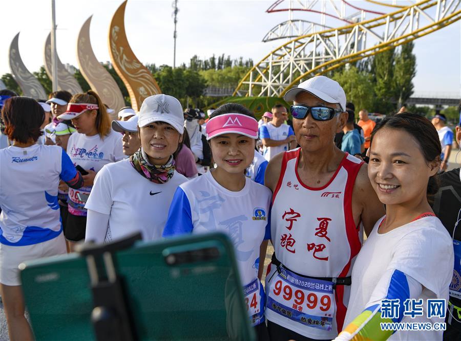 （體育&middot;專(zhuān)題）（11）全民健身——健身“大咖”：年過(guò)古稀 步履不停