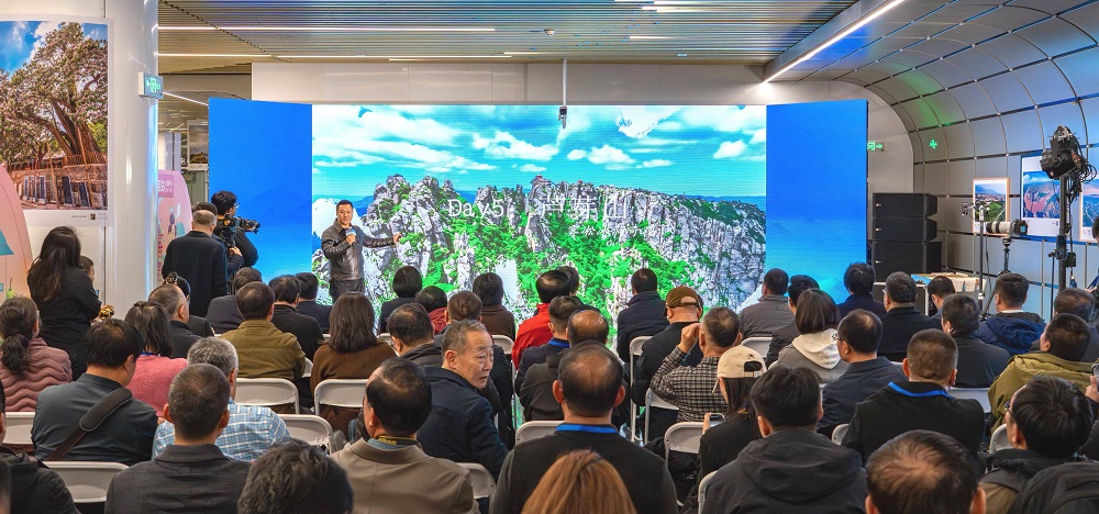 活動(dòng)現(xiàn)場(chǎng)，文旅星推官推介忻州。